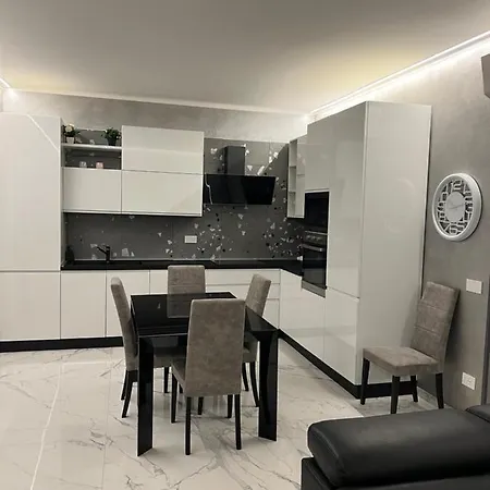 Apartment Corso Montecarlo *